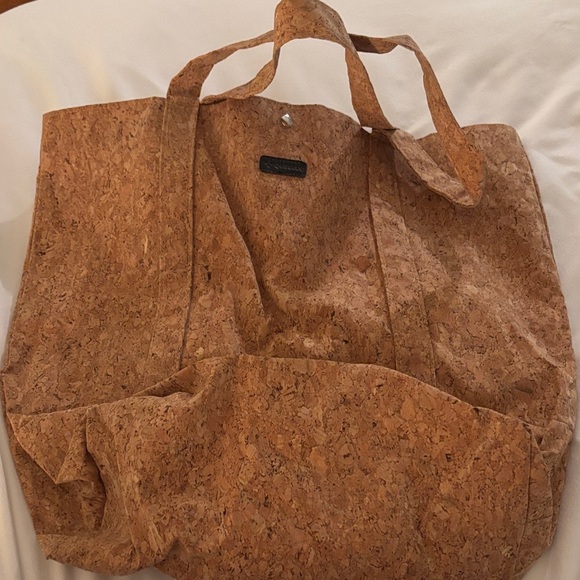 Queork Cork Tote Bag - Picture 1 of 6